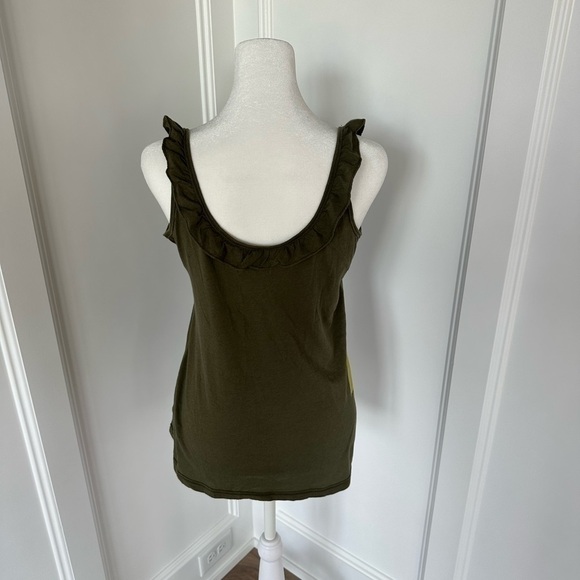 Hollister Womens Army Green Hand Painted Flower Ruffle Tank Top Size Medium - Picture 2 of 13